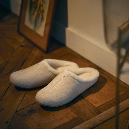 FRONTIER room's Sheep